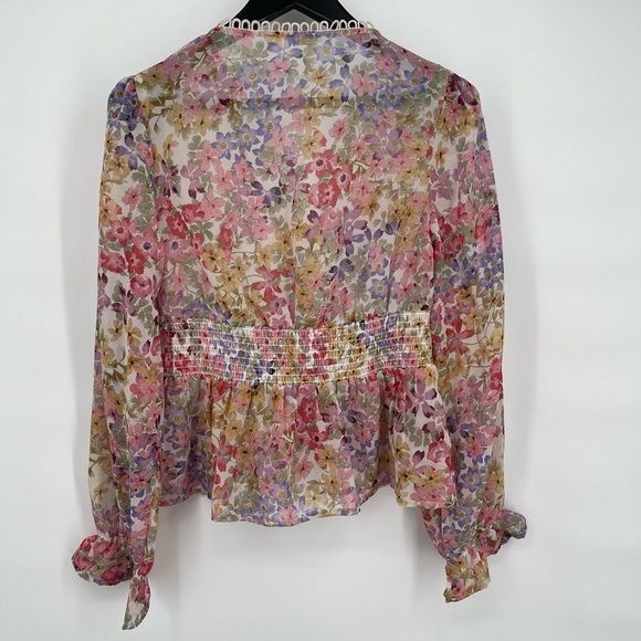 Live 4 Truth Floral Blouse Size M‎ EUC, Puffy Sleeves & Elastic Waist - Picture 2 of 9